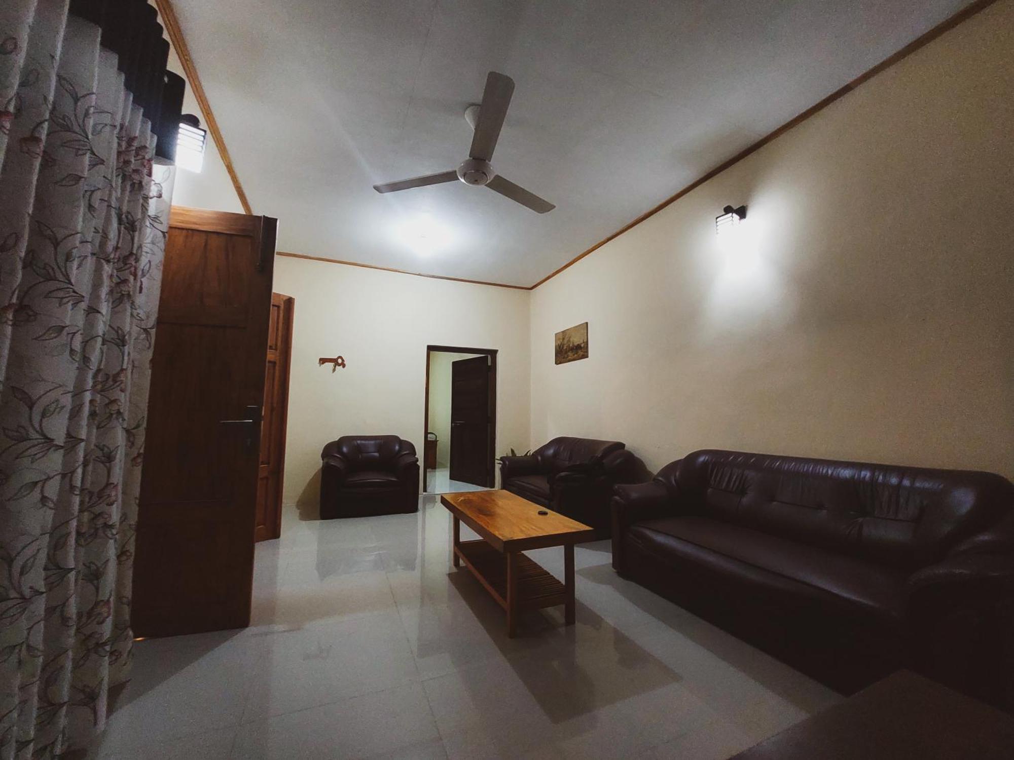 Villa Tranquil Kandy Peradeniya Esterno foto