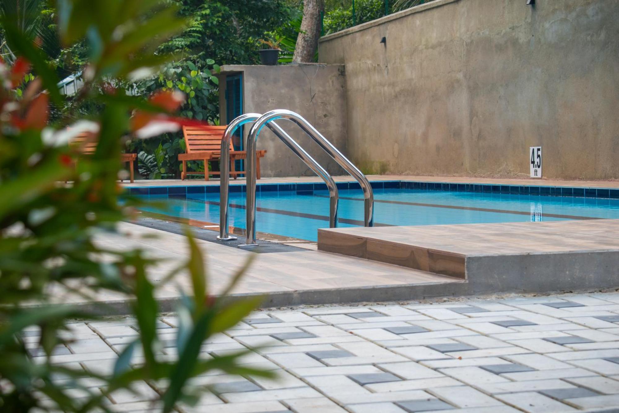 Villa Tranquil Kandy Peradeniya Esterno foto